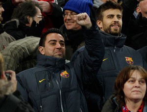 xavi pique bayer leverkusen x barcelona (Foto: Reuters)