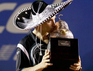 David Ferrer tênis Acapulco final troféu (Foto: Reuters)
