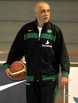 Ênio Vecchi técnico seleção basquete (Foto: João Gabriel / Globoesporte.com)