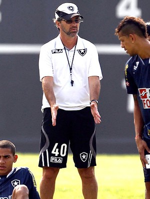 Caio Junior no treino do Botafogo (Foto: Jorge William / Ag. O Globo)
