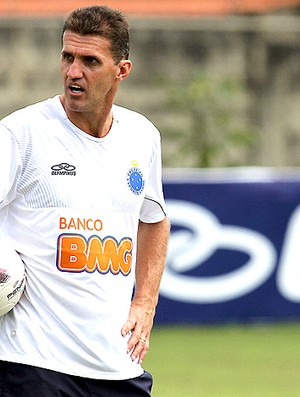 Vagner Mancini no treino do Cruzeiro (Foto: Washington Alves / VIPCOMM)