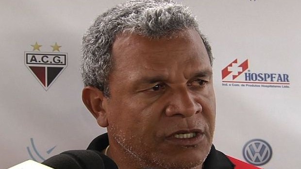Hélio dos Anjos, técnico do Atlético-GO (Foto: Reprodução/TV Anhanguera)