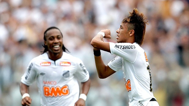 Neymar santos gol ponte preta (Foto: Ernesto Rodrigues / Globoesporte.com)