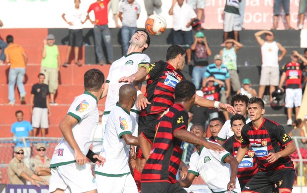 Icasa x Guarani de Juazeiro pelo Campeonato Ceará 2012 (Foto: Normando Sóracles/ Ag. Miséria de Comunicação)