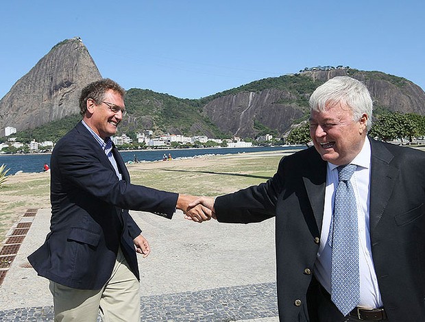 Jérome Valcke e Ricardo Teixeira em visita da FIFA