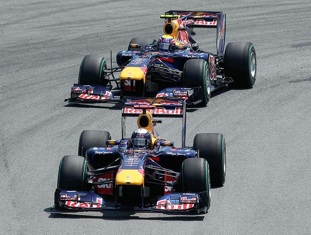 Vettel e Webber fazem dobradinha no GP Brasil