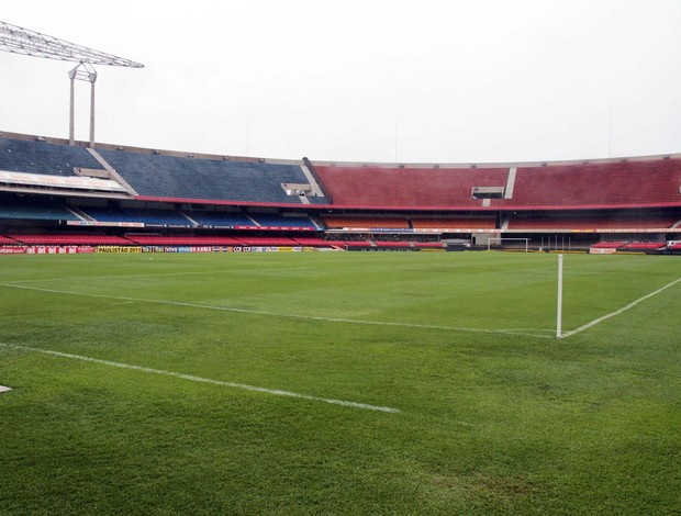 Gramado do estádio do Morumbi (Foto: Rubens Chiri / Site oficial do São Paulo FC)