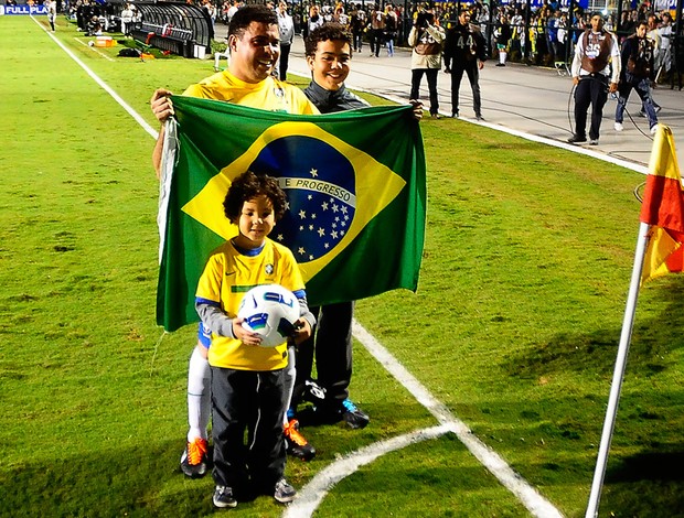 pacaembu  despedida ronaldo brasil x romênia robinho (Foto: Marcos Ribolli/Globoesporte.com)