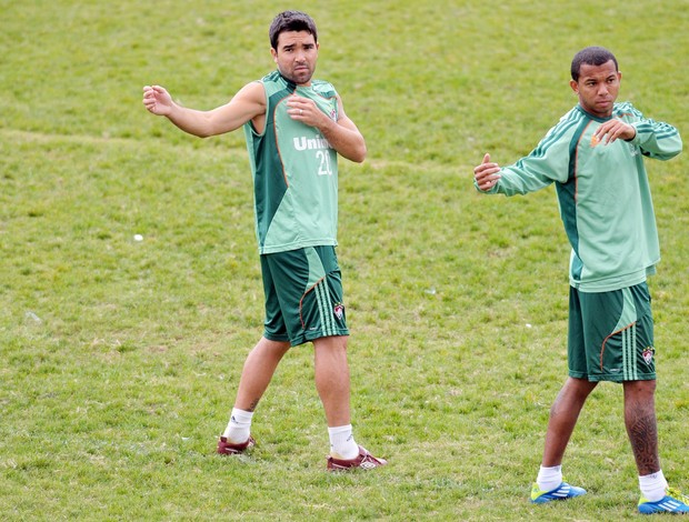 Mariano e Deco treinam nas Laranjeiras (Foto: Dhavid Normando/Photocamera)
