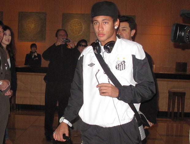 saida do santos do hotel rumo ao aeroporto - Neymar (Foto: Thiago Dias/Globoesporte.com)