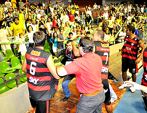 Confusão Flamengo x Brasília, nbb