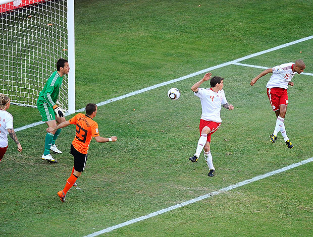 gol contra Dinamarca jogo  Holanda