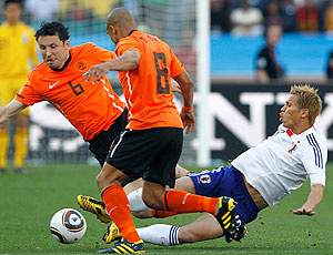 Mark van Bommel jogo Holanda contra Japão