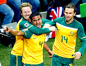Comemoração Cahill gol Austrália