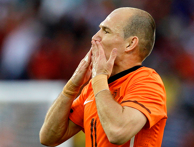 Comemoração gol Robben Holanda, na Eslováquia