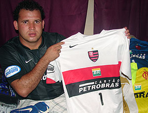 Luiz Henrique Romão , Macarrão, amigo do Bruno 