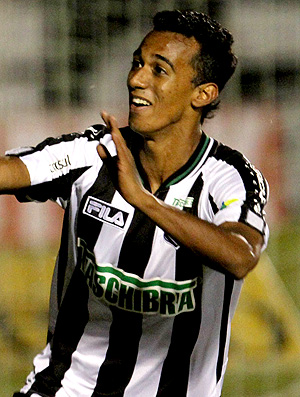 juninho figueirense (Foto: Cristiano Andujar / Agência Estado)