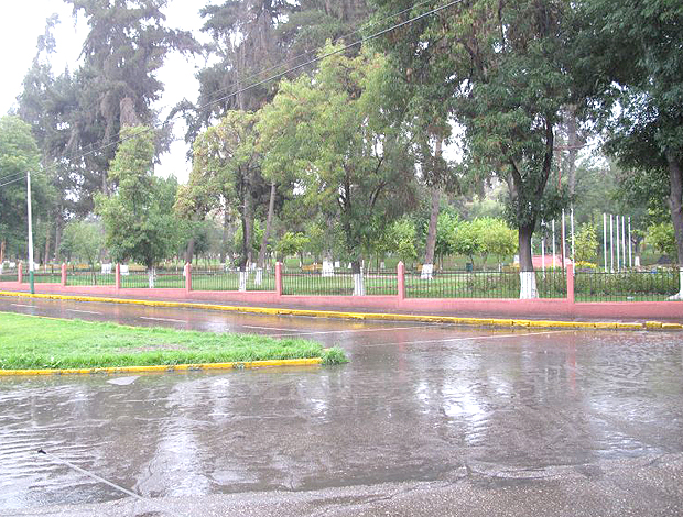 parque ruas alagadas Arequipa (Foto: Márcio Iannacca / Globoesporte.com)