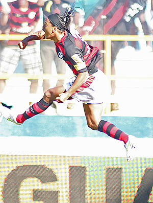 gol Ronaldinho Flamengo x Boavista (Foto: Mauricio Val / VIPCOMM)