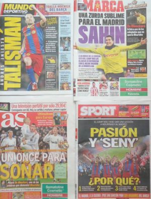 Jornais espanhóis, (Foto: Thiago Dias/Globoesporte.com)