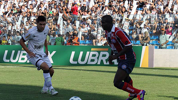 Erivélton no jogo contra o Bahia (Foto: Divulgação / Ceará)
