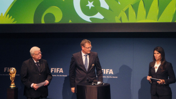 Ricardo Teixeira e Jerome Valcke no anuncio das sedes copa mundo e confederações na FIFA (Foto: Rafael Maranhão/Globoesporte.com)