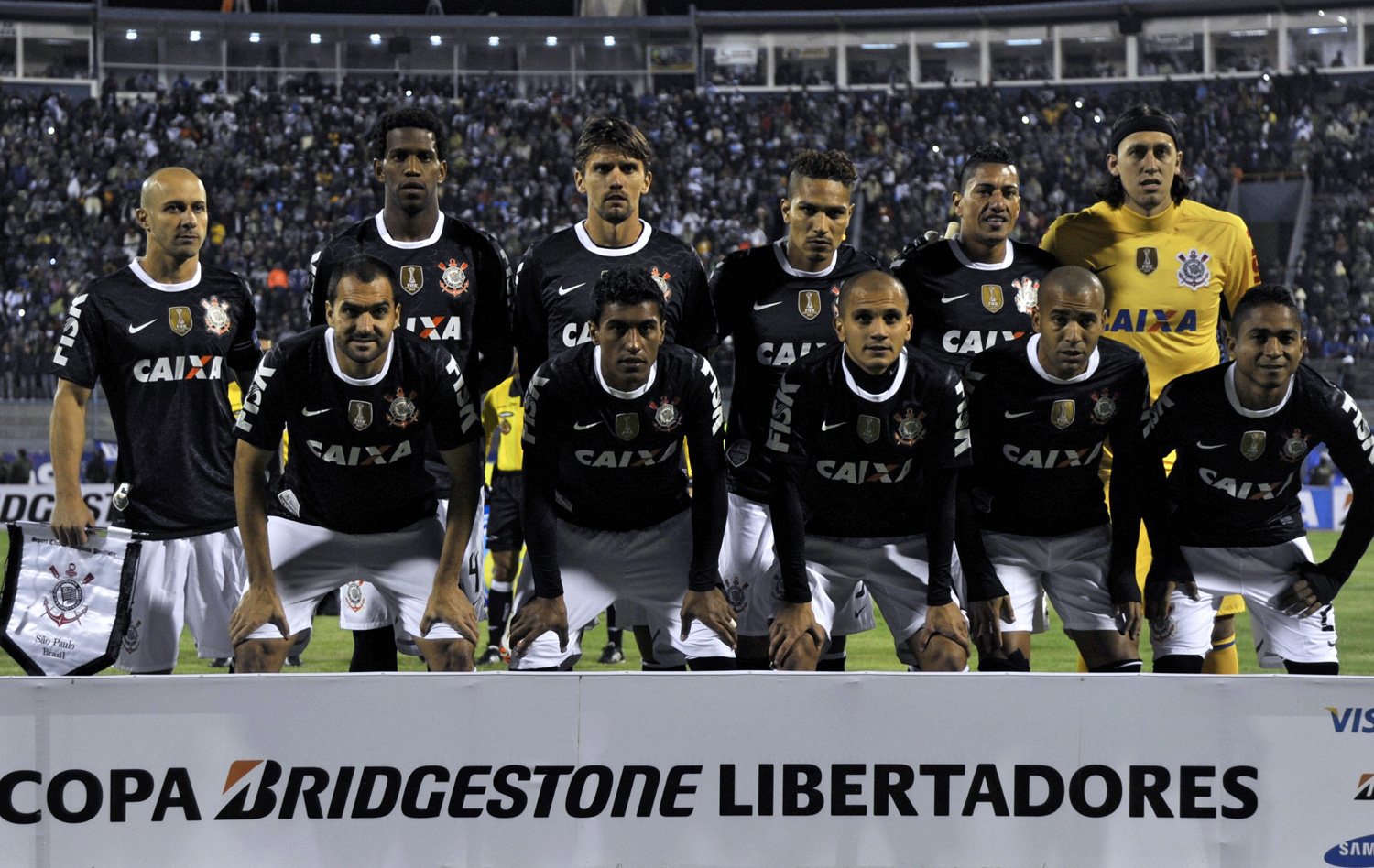 Qual era o time do Corinthians no último jogo pela Libertadores?