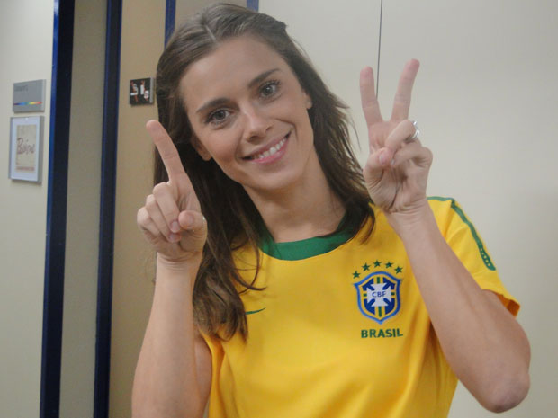 Para Carolina Dieckmann, Brasil ganha de 2x1