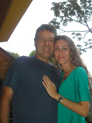 Fábio Barreto e Deborah Kalume são casados há 9 anos e têm o filho João (Foto: A Vida da Gente/TV Globo)