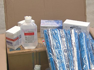 Kits enviado pelo governo federal para as cidades mais atingidas pela chuva em MG (Foto: Reprodução/TV Globo)