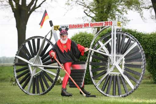 Didi Senft vai circular com bicicleta pela Alemanha