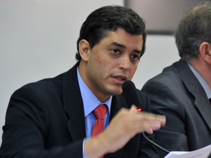 Deputado Índio da Costa (DEM-RJ) (Foto: Brizza Cavalcante/Agência Câmara)