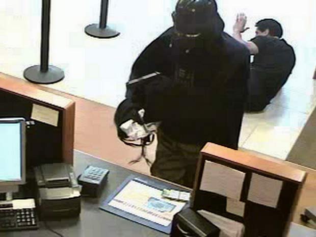 Bandido vestido de 'Darth Vader' roubou banco nos EUA.