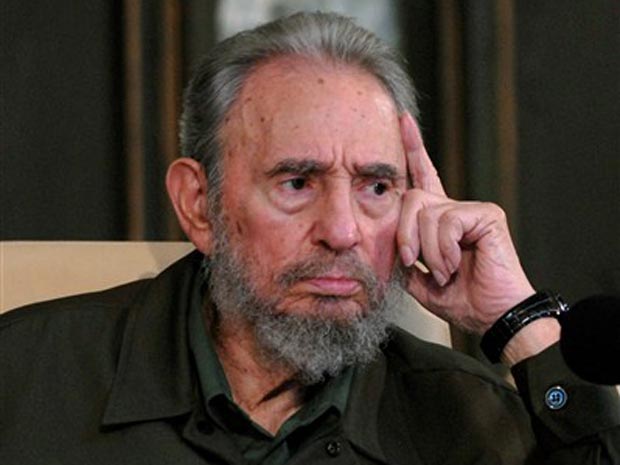 O ex-líder cubano Fidel Castro fala nesta sexta-feira (10) na Universidade de Havana.