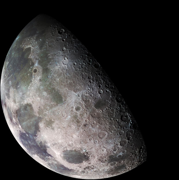 Pesquisas resultam de impacto na superfície lunar promovido há quase um ano