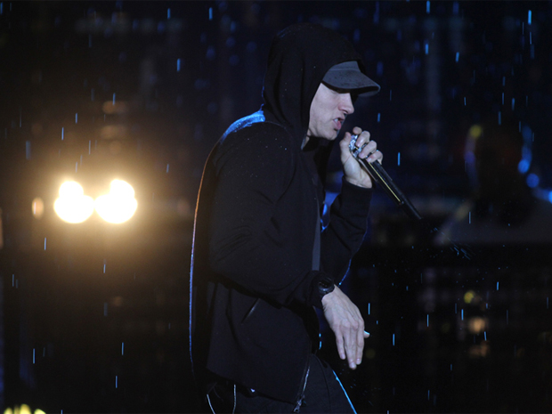 O rapper americano Eminem durante show no Jockey Club, em São Paulo; apresentação terminou com o hit 'Lose yourself'