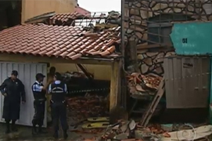Parte de uma casa desabou em Belo Horizonte