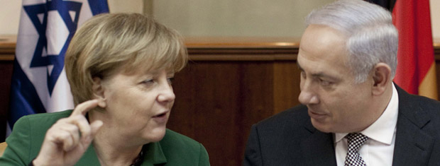 A chanceler da Alemanha, Angela Merkel, e o premiê de Israel, Benjamin Netanyahu, durante encontro nesta segunda-feira em Jerusalém
