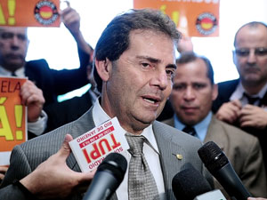 Dep. Paulo Pereira da Silva (PDT-SP) fala sobre reajustes do salário mínimo (Foto: David Ribeiro / Agência Câmara)