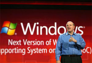 Steve Ballmer, durante anúncio de que Windows 8 seria usado em tablets (Foto: Reuters)