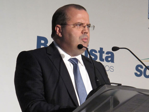 Presidente do Banco Central, Alexandre Tombini (25/3) (Foto: Darlan Alvarenga/G1)