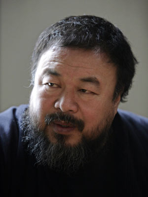 Ai Weiwei em foto de 1º de março, em Pequim (Foto: Grace Liang/Reuters)