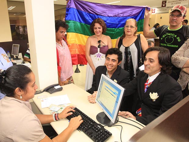 União gay em Goiás (Foto: Diomício Gomes/ O Popular/AE)