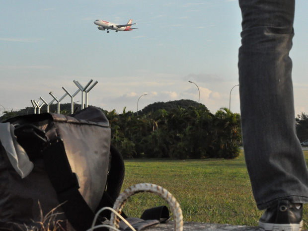 Spotters tem até Kit especial para passar horas tirando fotos de avião (Foto: Fabiano Correia/ G1)