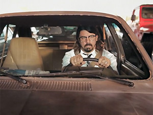 G1 - Foo Fighters lança videoclipe inspirado no longa 'Um dia de