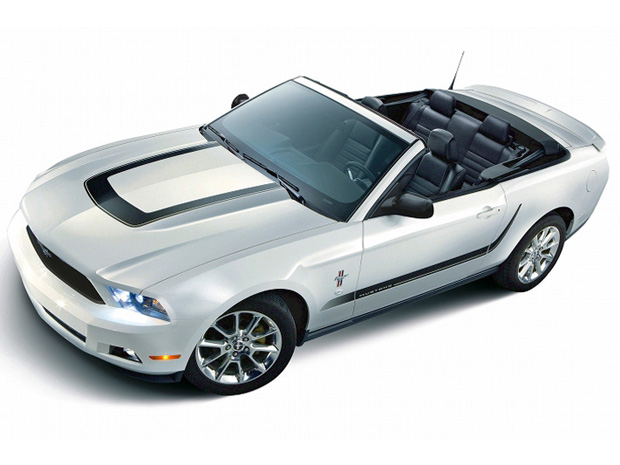 Edição especial do Mustang é limitada a 25 unidades para cada versão (Foto: Divulgação)