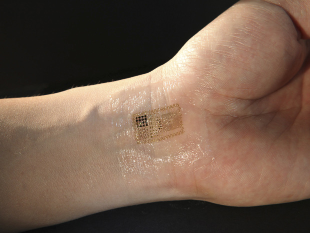 Tatuagem eletrônica 1 (Foto: John A. Rogers / Science / AP Photo)