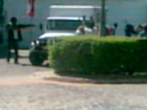 Assalto a banco no interior da Bahia (Foto: Reprodução/ TV Bahia)