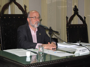 Deputado Luiz Paulo (PSDB), presidente da CPI da serra (Foto: Lilian Quaino/G1)