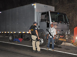 Acidente com caminhão que levava instrumentos da banda Asa de Águia (Foto: Eduardo Lena/Arquivo Pessoal)